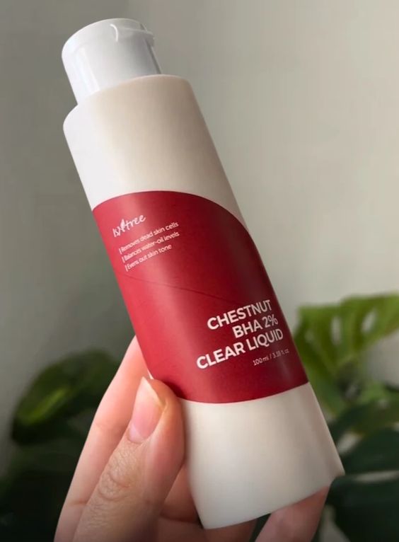 Flacon de Isntree Chestnut BHA 2% Clear Liquid avec acide salicylique et extrait de châtaigne - livraison partout au Maroc