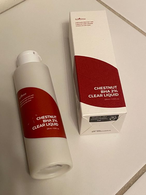 Flacon de Isntree Chestnut BHA 2% Clear Liquid avec acide salicylique et extrait de châtaigne - livraison partout au Maroc